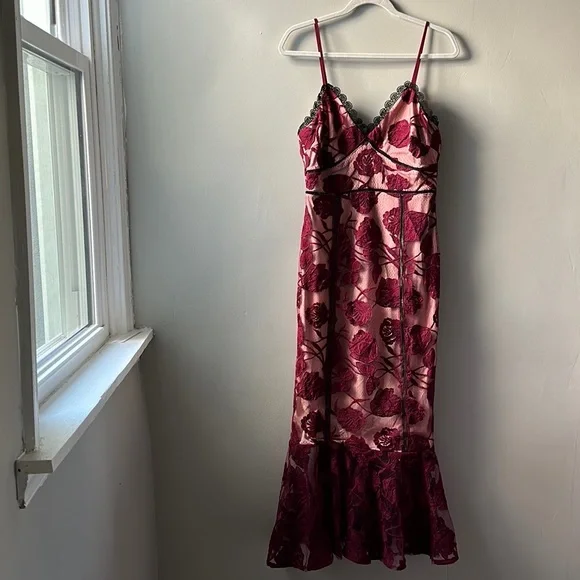 Lulus | Dresses | Alluring Dream Burgundy Floral Mesh Lace Trumpet Midi  Dress | Poshmark